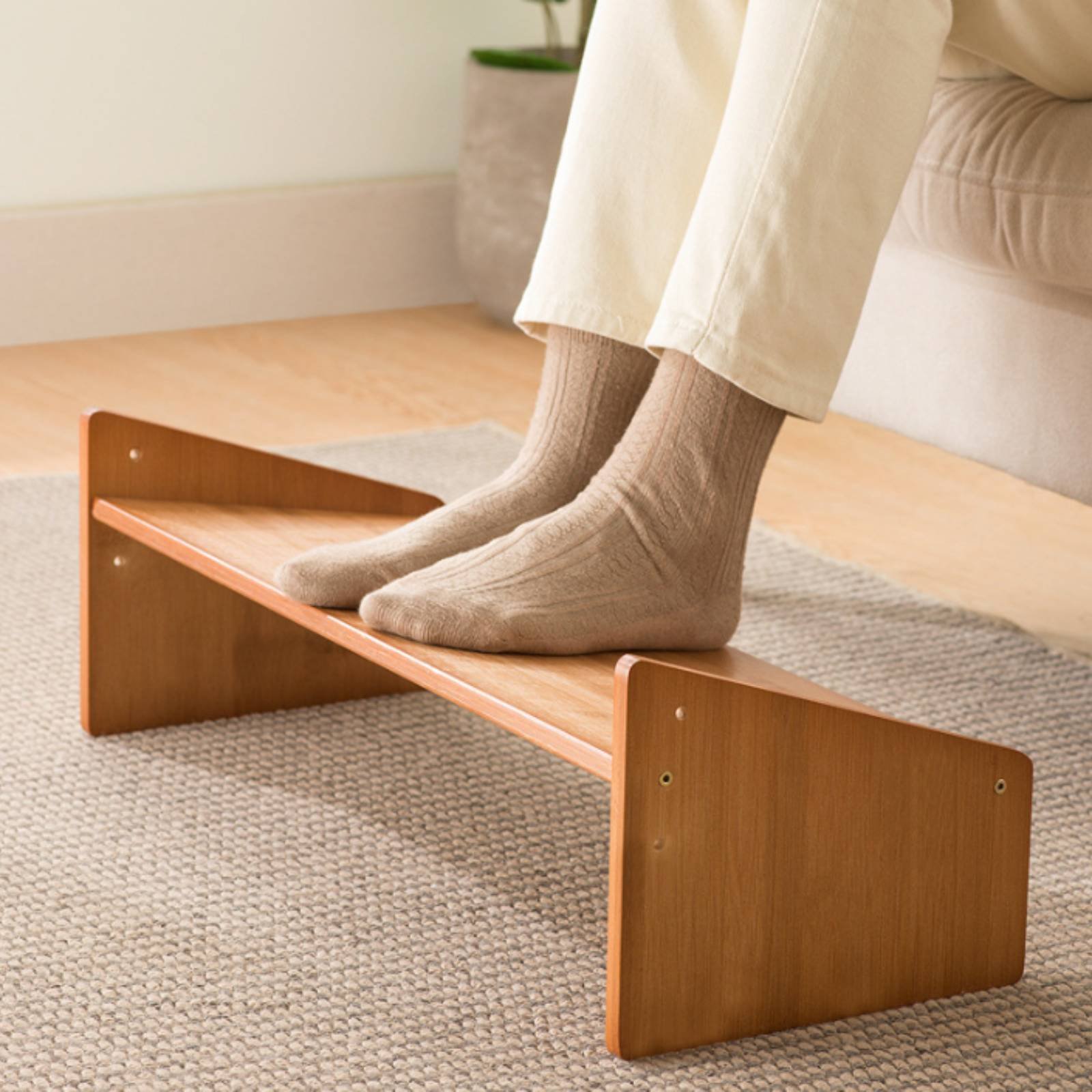 Descanso para os pés sob a mes - Chairs avaliação e preço