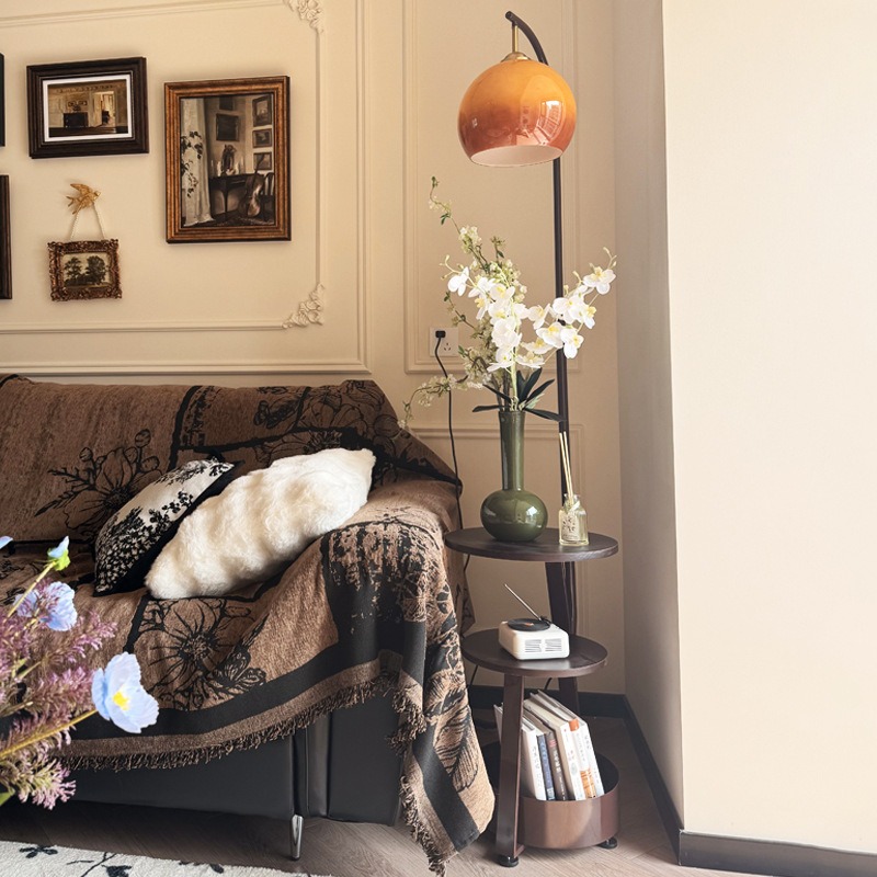 Luminária de chão, mesa de cab - Sofas avaliação e preço